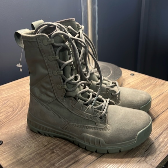 Nike SFB 8' 'Sage Forest Green' 631371-222 - Picture 2 of 6